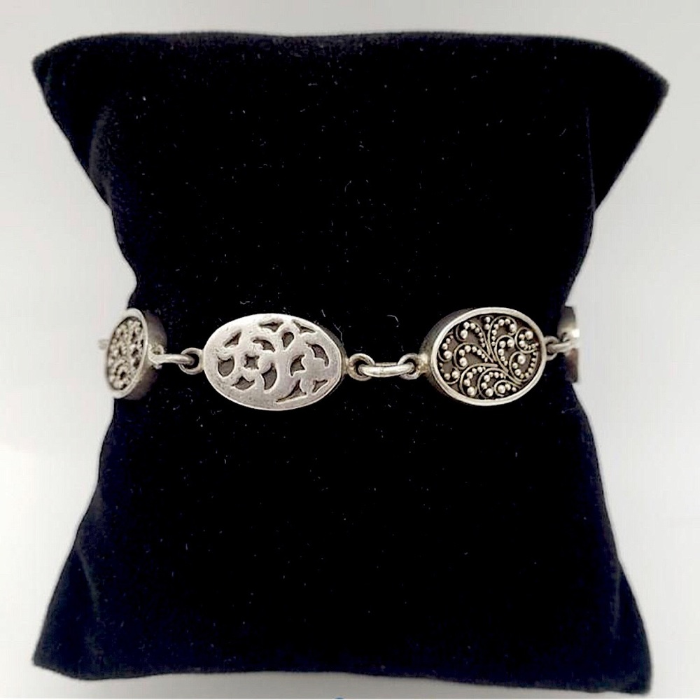 LOIS HILL Sterling Silver Alternating Cut Out and Oxidized Link Toggle Bracelet
